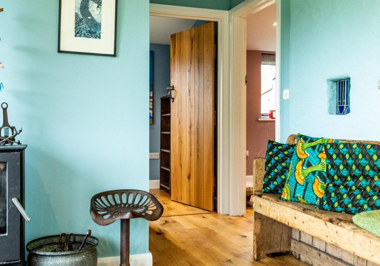 Penrhiw - A Country Cottage With Mountain Views نيوبورت المظهر الخارجي الصورة