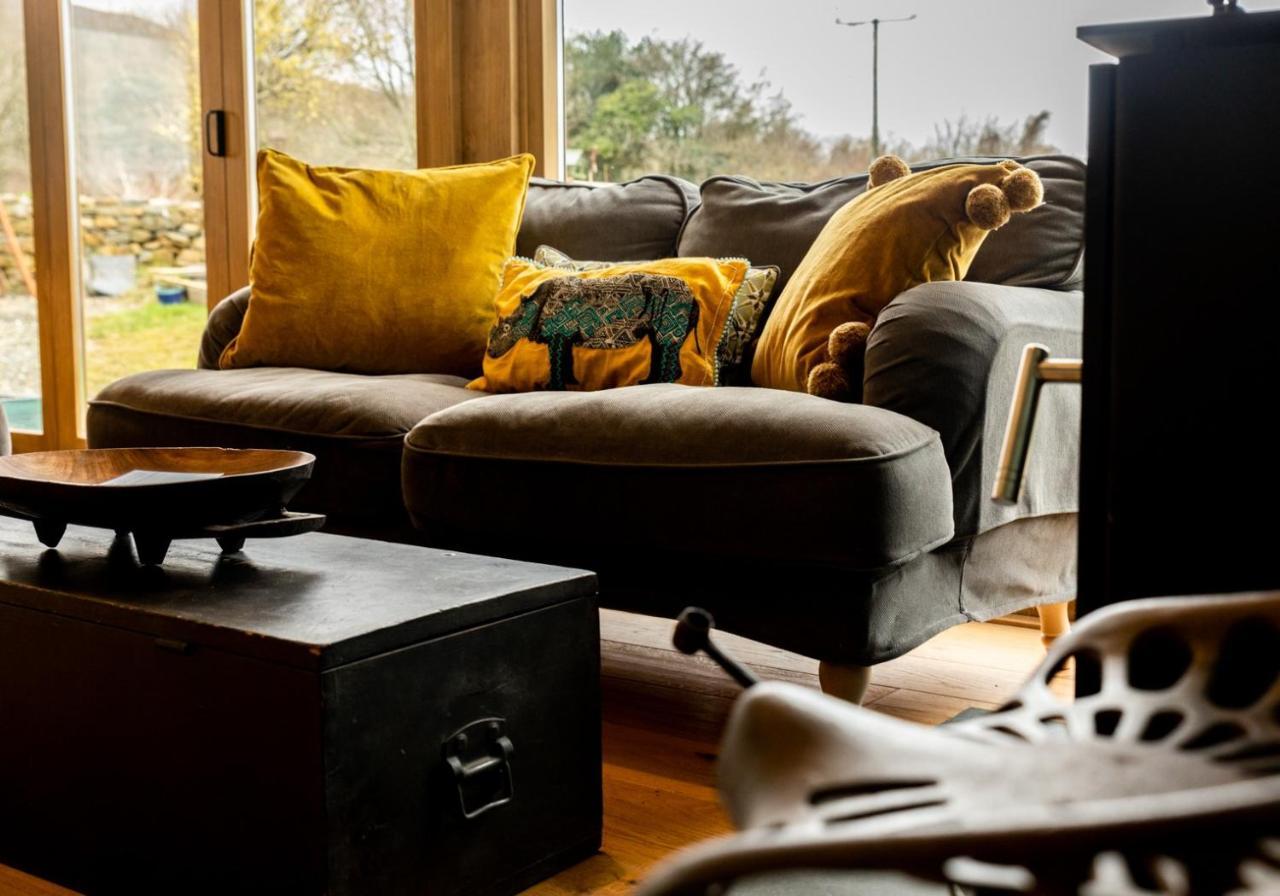 Penrhiw - A Country Cottage With Mountain Views نيوبورت المظهر الخارجي الصورة