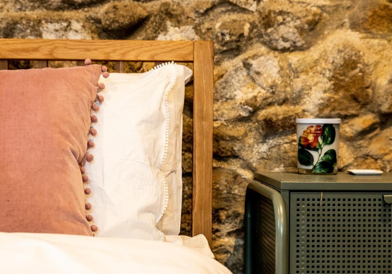 Penrhiw - A Country Cottage With Mountain Views نيوبورت المظهر الخارجي الصورة