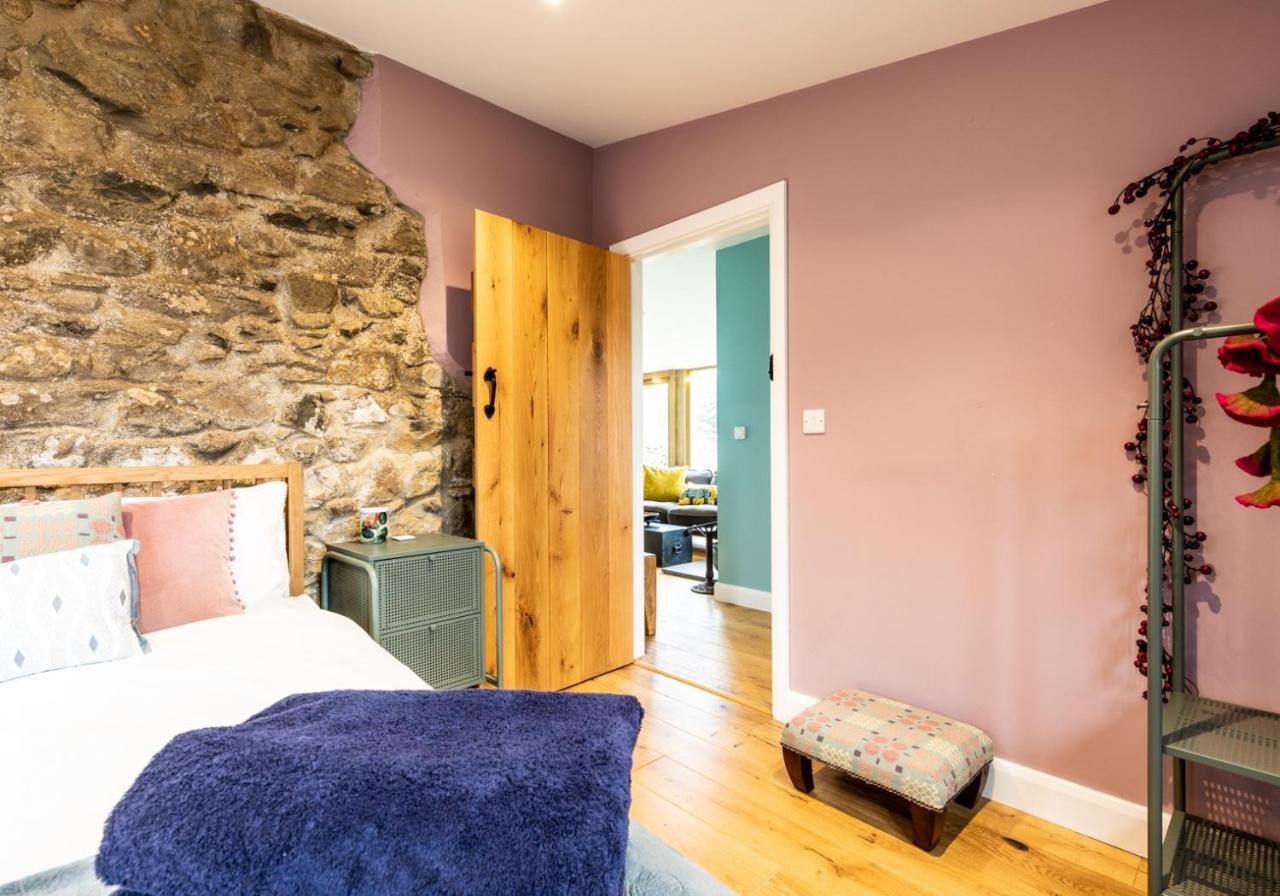 Penrhiw - A Country Cottage With Mountain Views نيوبورت المظهر الخارجي الصورة