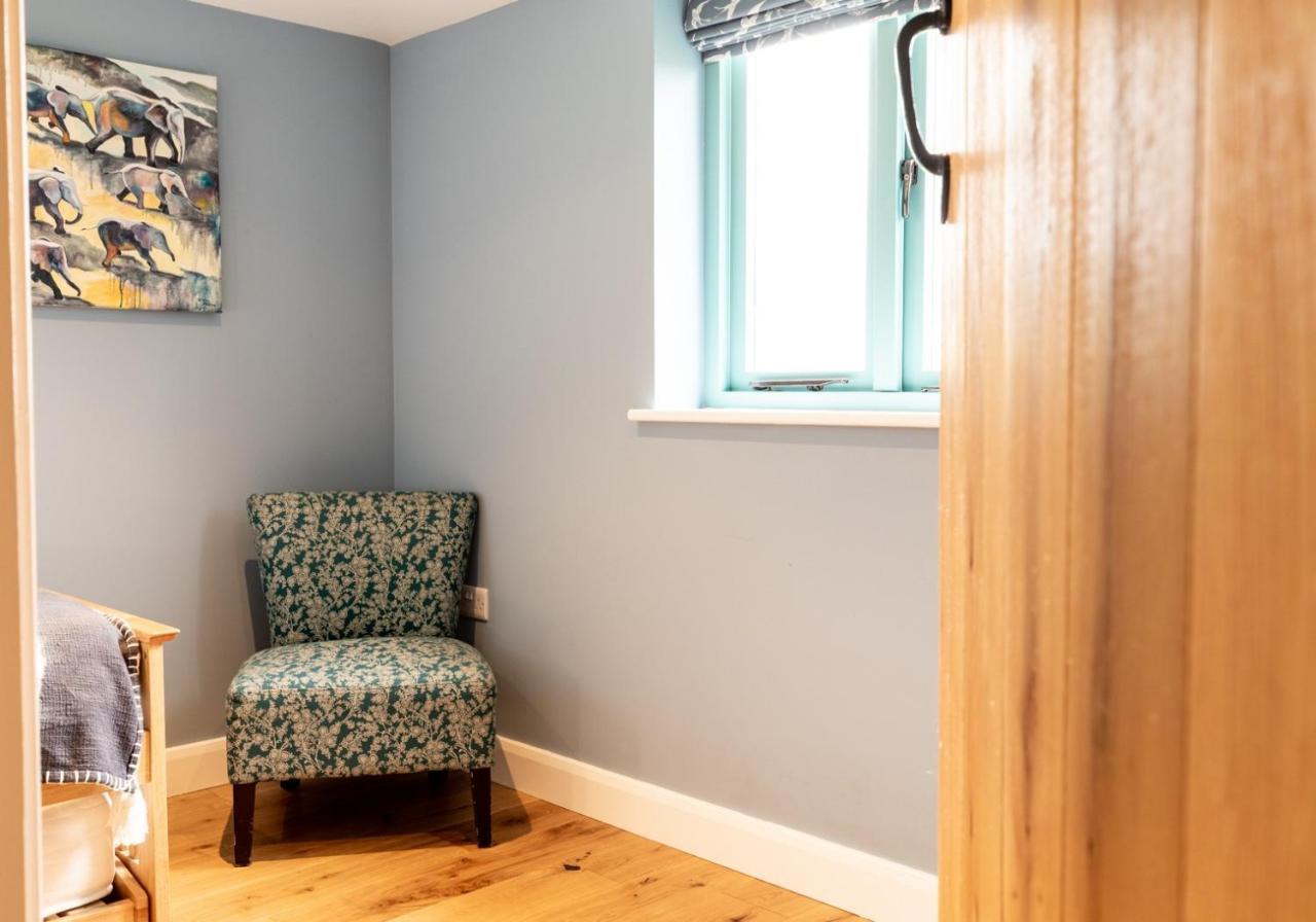 Penrhiw - A Country Cottage With Mountain Views نيوبورت المظهر الخارجي الصورة